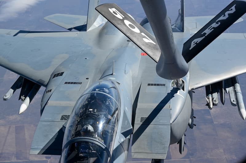 F-15EXイーグルII：空中給油（その3）