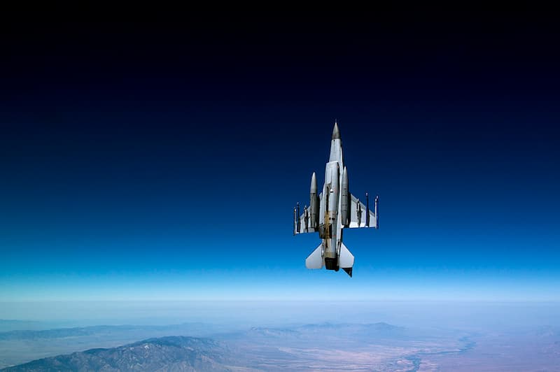 F-16ファイティング・ファルコン：To Infinity and Beyond