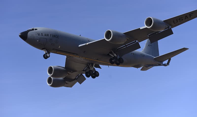 KC-135ストラトタンカー：着陸