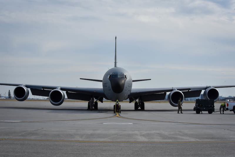 KC-135ストラトタンカー：前から
