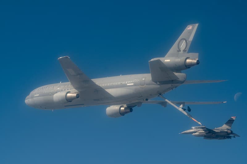KDC-10：Omega Aerial Refueling Services, Inc.