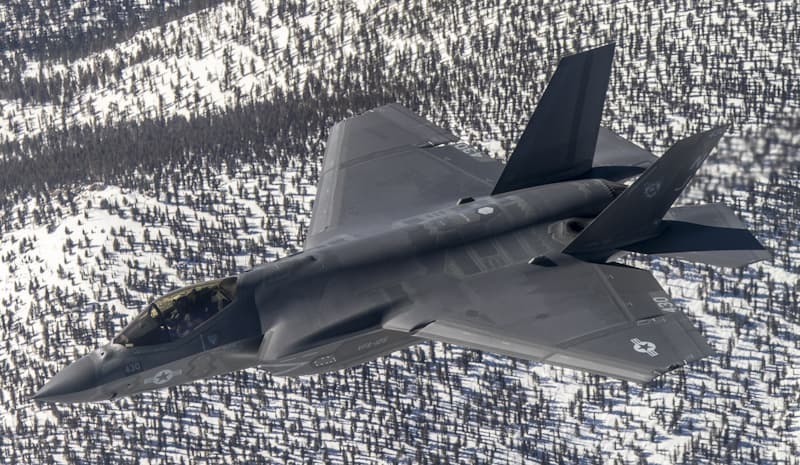 F-35CライトニングII：艦載機