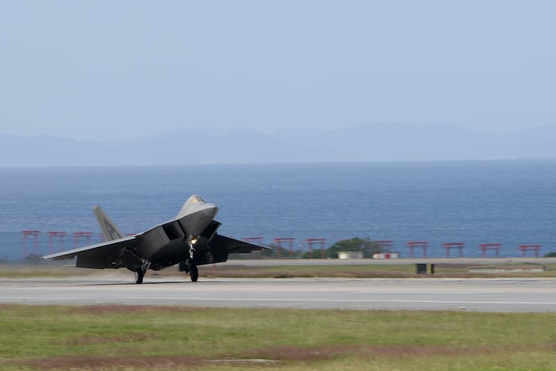 F-22ラプター：着陸（その1）