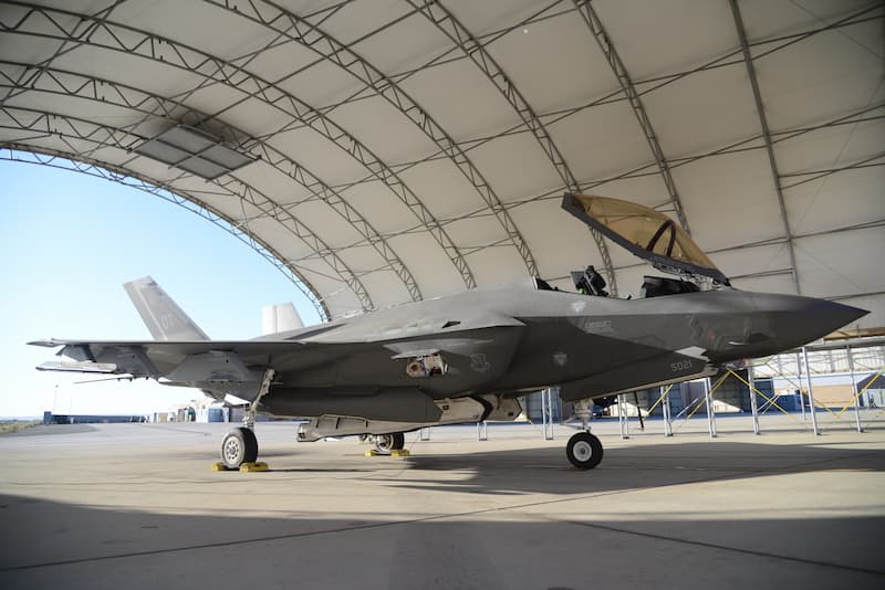 F-35AライトニングII：前輪と主輪