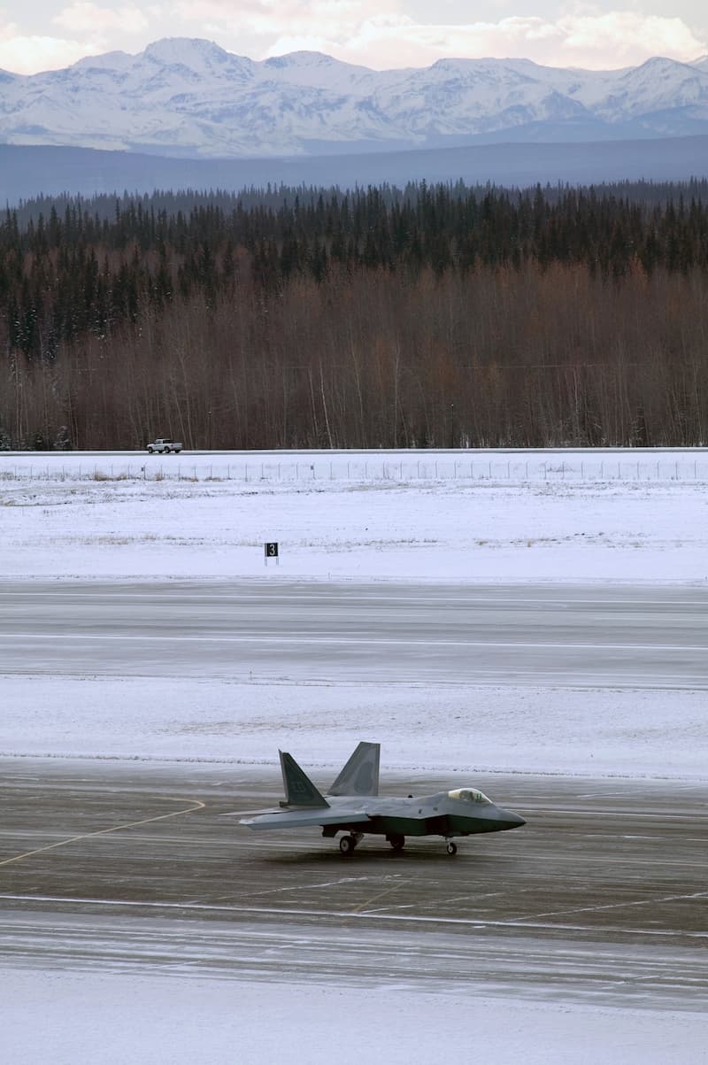 F-22ラプターのブレーキ試験（その1）