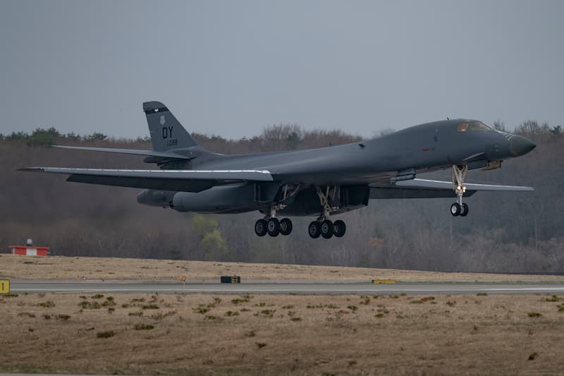 B-1Bランサー:着陸(その1)