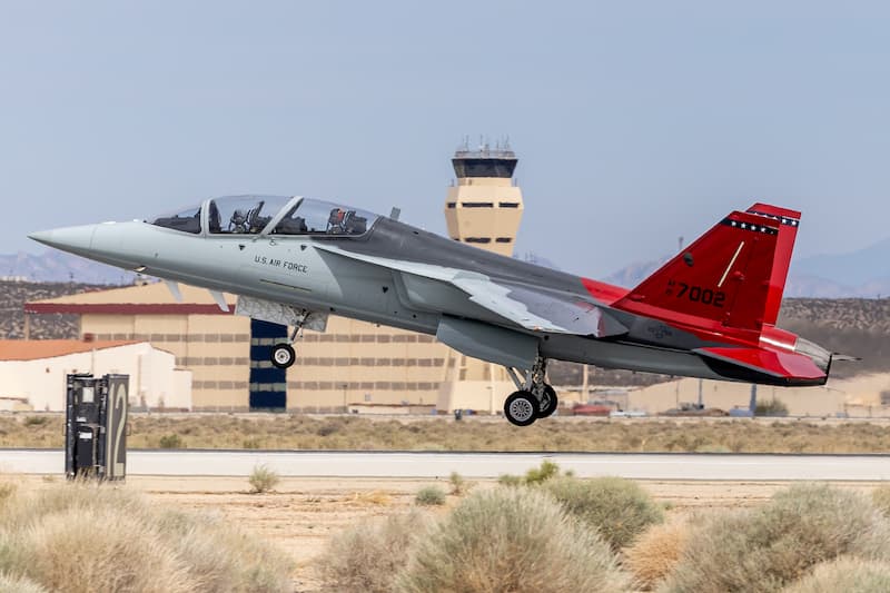 T-7Aの歴史的フライト