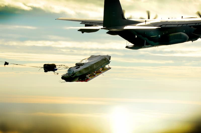 MC-130JコマンドーII：空中投下