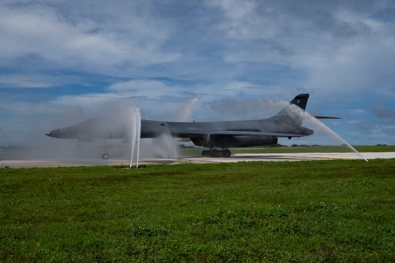 B-1Bランサーの機体洗浄（その2）