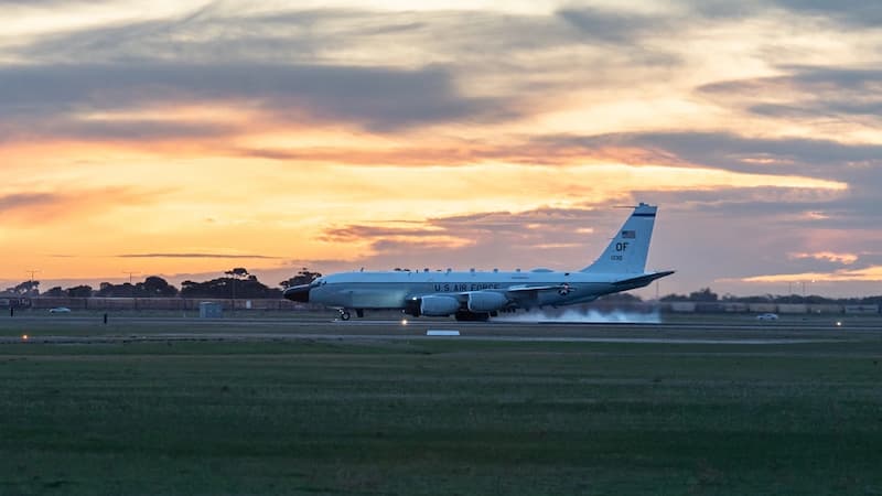 RC-135V/Wリベット・ジョイント：着陸