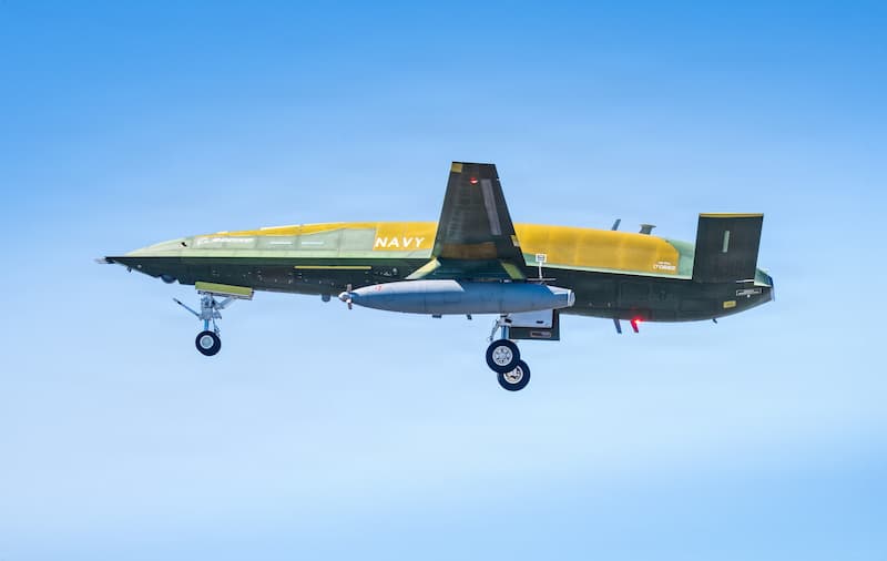 MQ-25™スティングレイ：初飛行