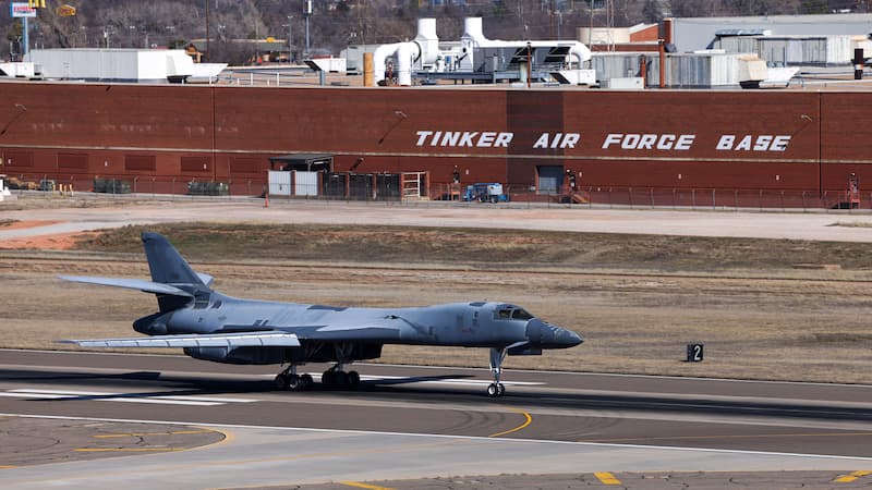 B-1Bランサー:2024年2月