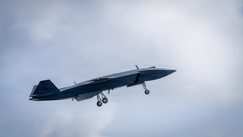 MQ-28ゴーストバット：側方から