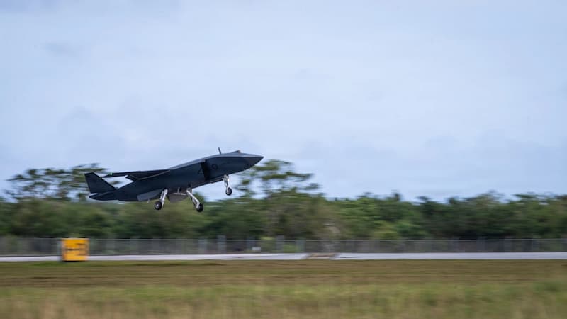 MQ-28ゴーストバット：離陸