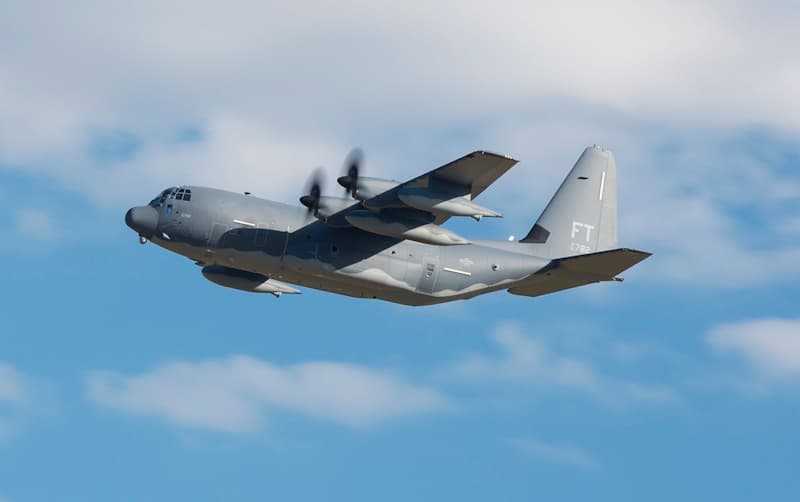 HC-130Jコンバット・キング II：横から