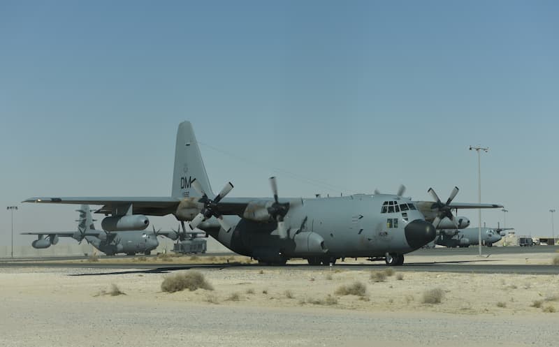 EC-130Hコンパス・コール:前方から