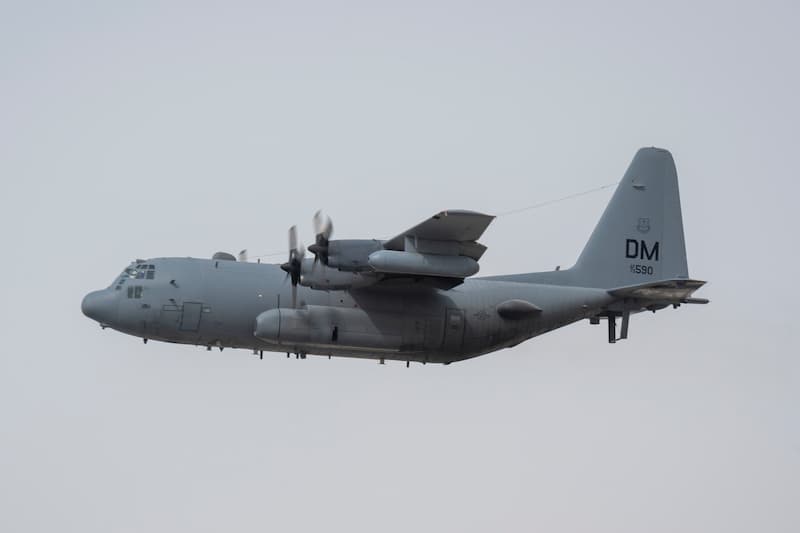EC-130Hコンパス・コール:横から